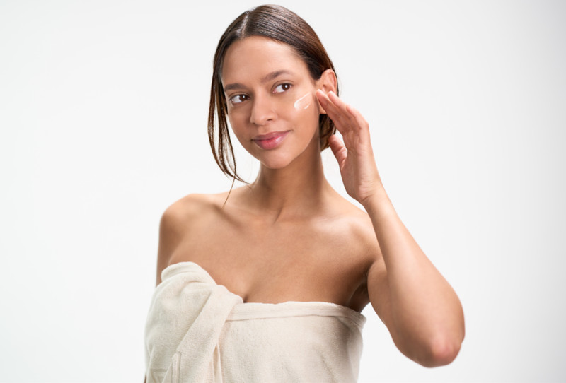 Ultragepflegter Körper und verführerische Lippen im Winter mit RINGANA