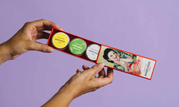 Achselku﻿ss – Da﻿s neue Mini-Trio Frühling