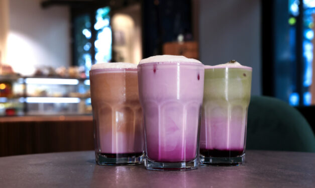 Nach Grün kommt Violett: Tchibo serviert Ube-Latte-Kreationen