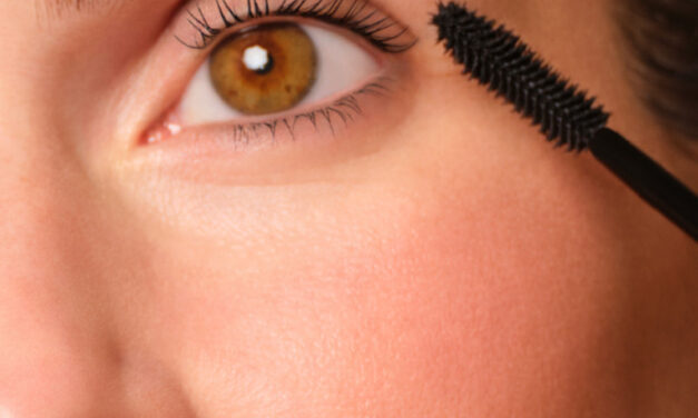 POWER IN EVERY LASH: Pflege trifft Volumen mit der neuen ULTIMATE STRENGTH MASCARA von Annemarie Börlind