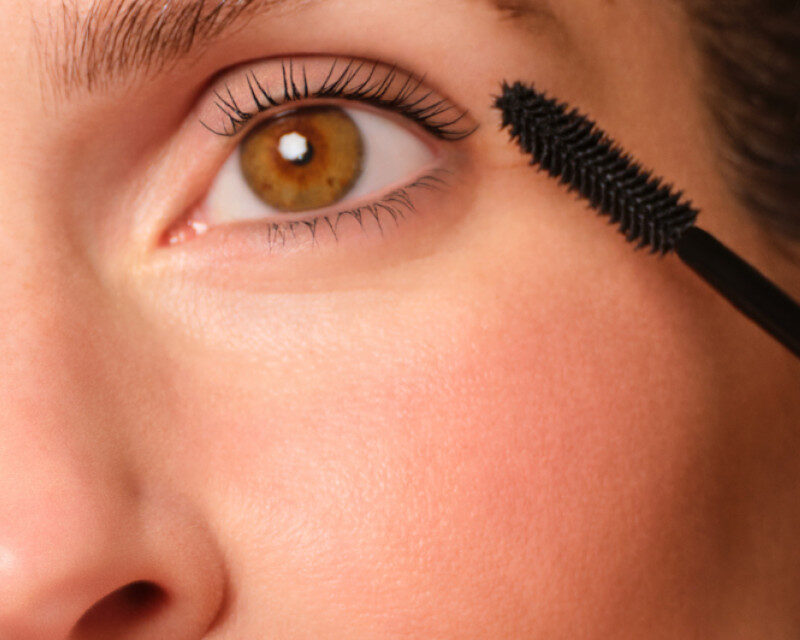 POWER IN EVERY LASH: Pflege trifft Volumen mit der neuen ULTIMATE STRENGTH MASCARA von Annemarie Börlind