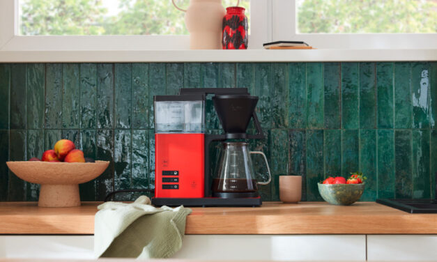 Melitta One® Iconic Red bringt Farbe in den Filterkaffeegenuss